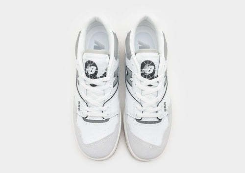 รองเท้าผู้ชาย 550