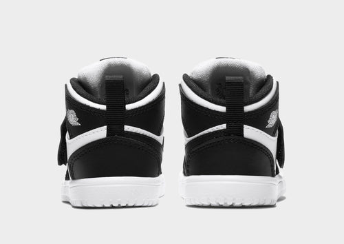 รองเท้าเด็กวัยหัดเดิน Sky Jordan 1