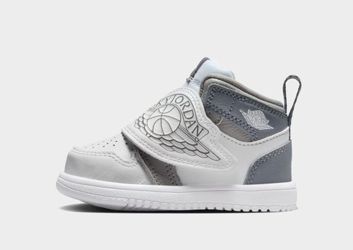 รองเท้าเด็กวัยหัดเดิน Sky Jordan 1