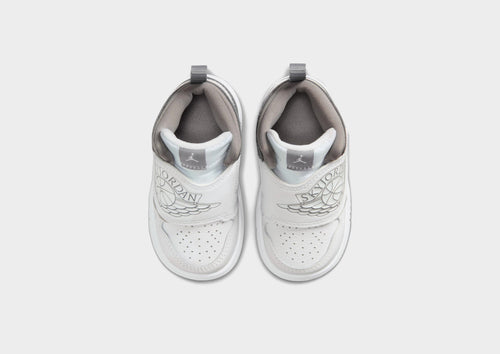 รองเท้าเด็กวัยหัดเดิน Sky Jordan 1