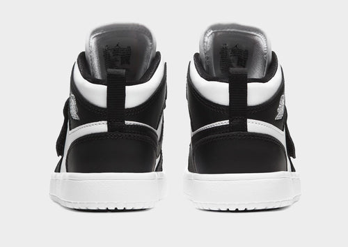 รองเท้าเด็กเล็ก Sky Jordan 1