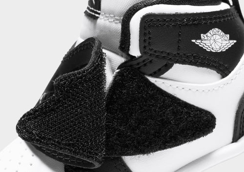 รองเท้าเด็กเล็ก Sky Jordan 1