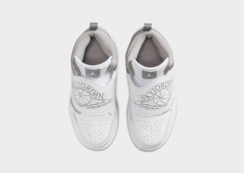 รองเท้าเด็กเล็ก Sky Jordan 1