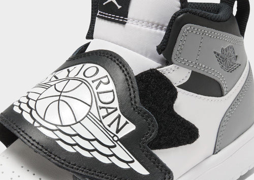 รองเท้าเด็กเล็ก Sky Jordan 1