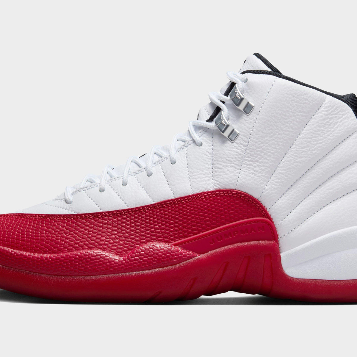 Sepatu Basketball Air Jordan Retro Taxi 12 สีขาว Jordan รองเท้า