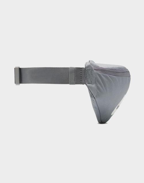 กระเป๋าคาดเอว Heritage Waistpack (3L)