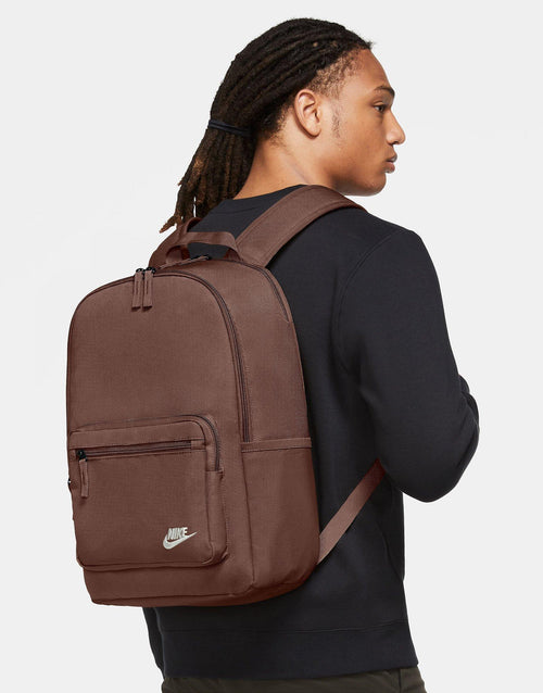 กระเป๋าสะพายหลัง Heritage Eugene (23L)