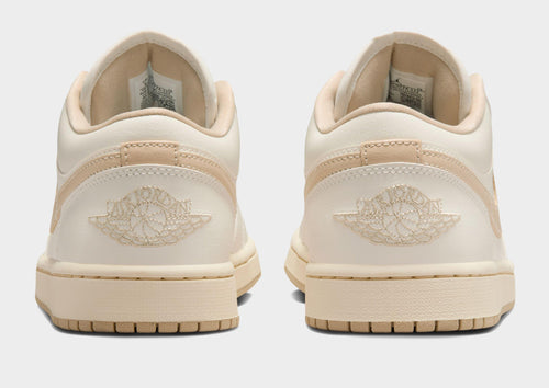 รองเท้าผู้หญิง Air 1 Low