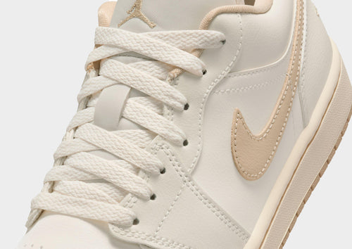 รองเท้าผู้หญิง Air 1 Low