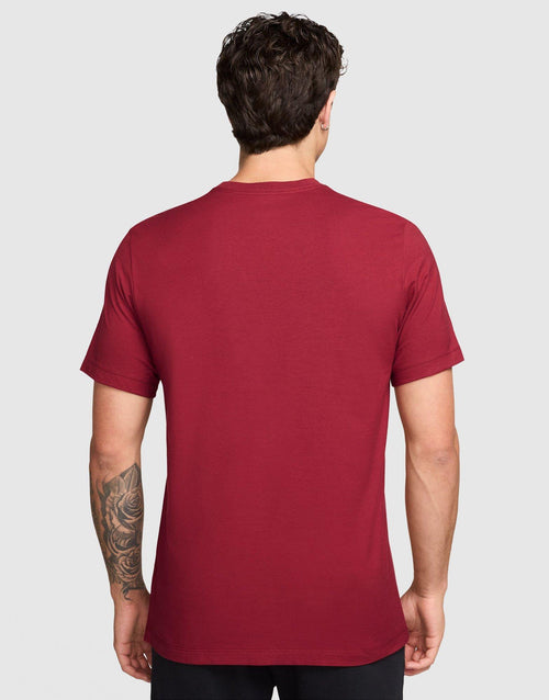 เสื้อยืดผู้ชาย Sportswear Swoosh