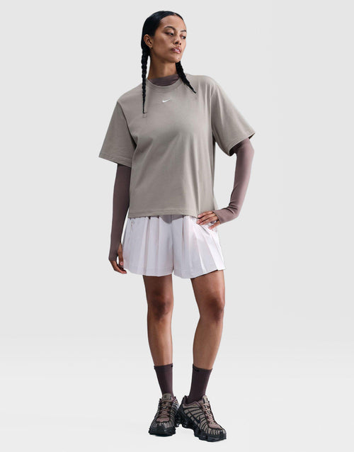 เสื้อยืดผู้หญิง Sportswear Essential Boxy