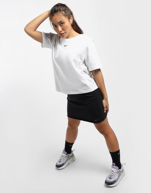 เสื้อยืดผู้หญิง Sportswear Essential Boxy