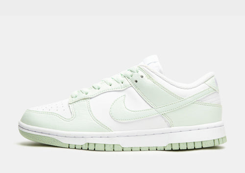 รองเท้าผู้หญิง Dunk Low Next Nature