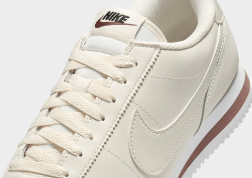 รองเท้าผู้หญิง Cortez