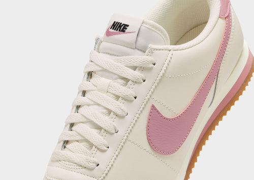 รองเท้าผู้หญิง Cortez