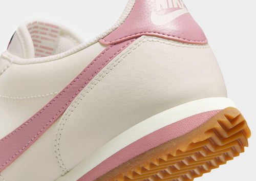 รองเท้าผู้หญิง Cortez