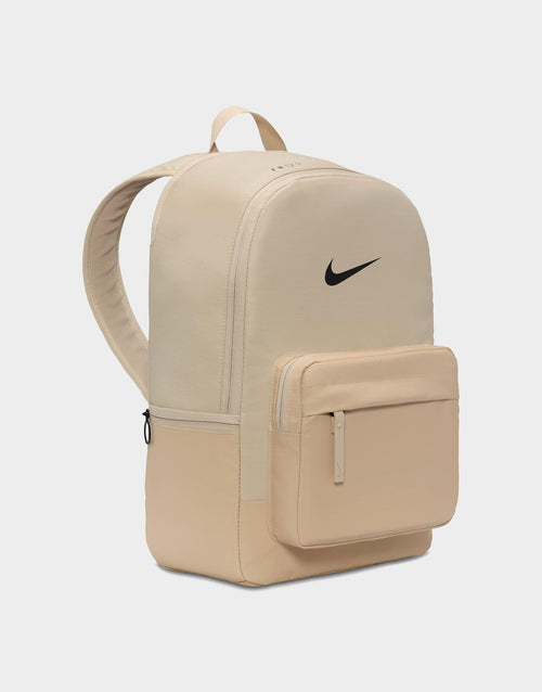 กระเป๋าสะพายหลัง Heritage (23L)