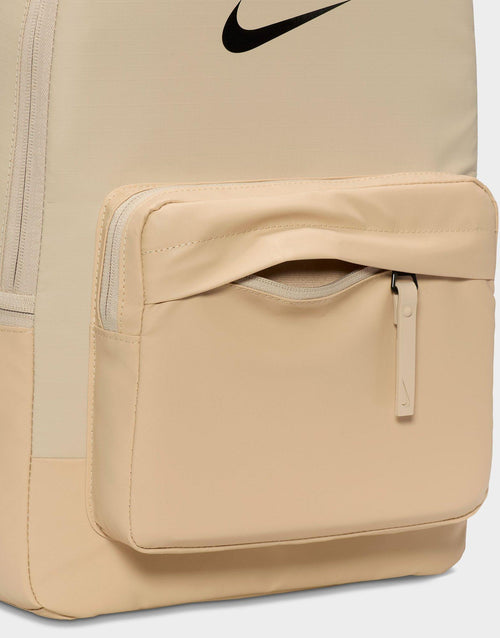 กระเป๋าสะพายหลัง Heritage (23L)