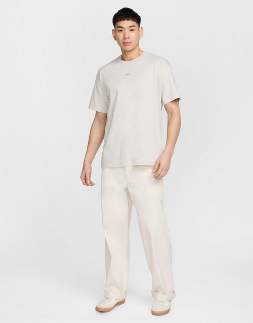 เสื้อยืดผู้ชาย Sportswear Premium Essentials