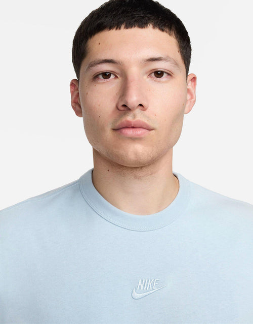 เสื้อยืดผู้ชาย Sportswear Premium Essentials