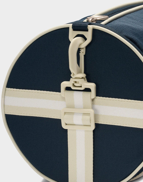 กระเป๋าสะพายข้าง Heritage Retro Duffel (13L)