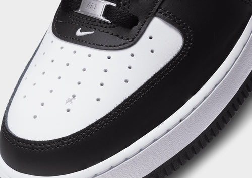 รองเท้าผู้ชาย Air Force 1 '07