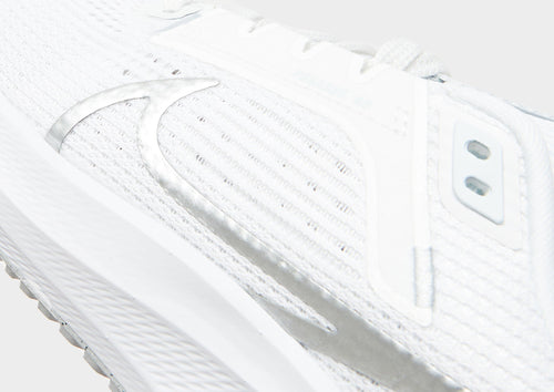 รองเท้าผู้หญิง Pegasus 40