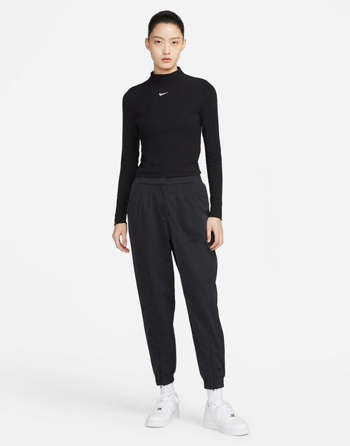 เสื้อแขนยาวผู้หญิง Sportswear Essential