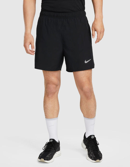 กางเกงขาสั้นผู้ชาย Dri-FIT Challenger