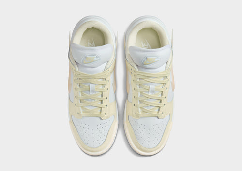 รองเท้าผู้หญิง Dunk Low Twist
