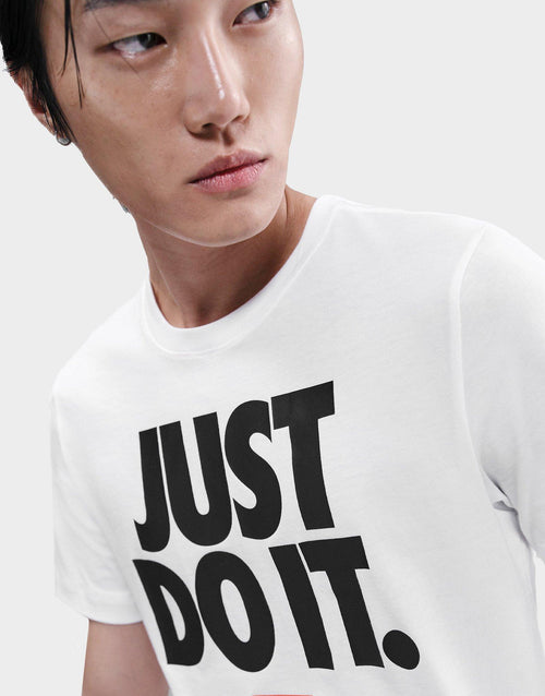 เสื้อยืดผู้ชาย Sportswear