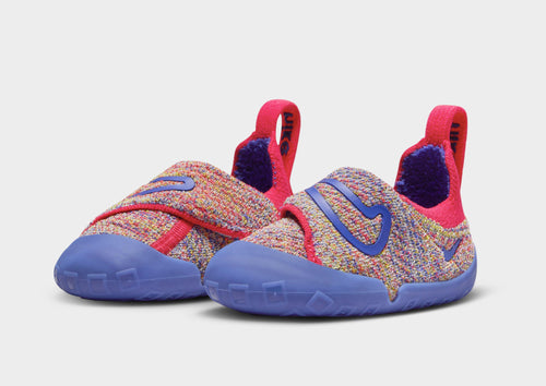 รองเท้าเด็กวัยหัดเดิน Swoosh 1
