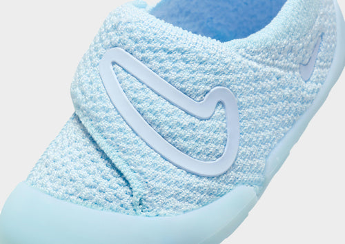 รองเท้าเด็กวัยหัดเดิน Swoosh 1