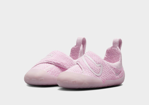 รองเท้าเด็กวัยหัดเดิน Swoosh 1