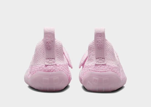 รองเท้าเด็กวัยหัดเดิน Swoosh 1