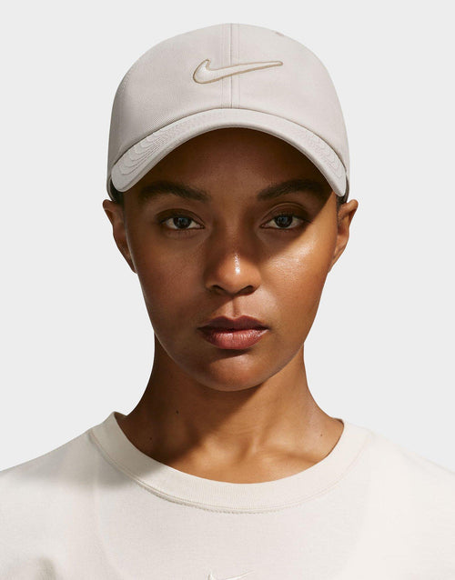 หมวกแก็ป Club Swoosh