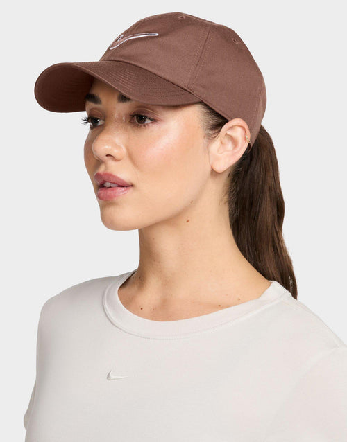 หมวกแก็ป Club Swoosh