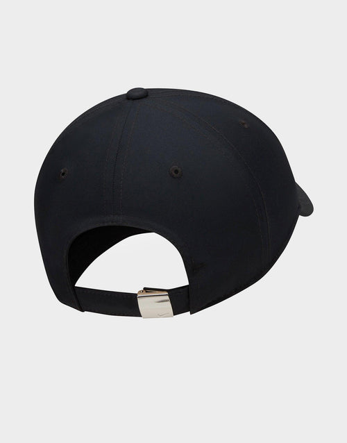 หมวกแก็ป Dri-FIT Club Metal Swoosh