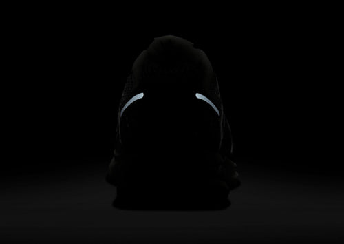 รองเท้าผู้หญิง Zoom Vomero 5