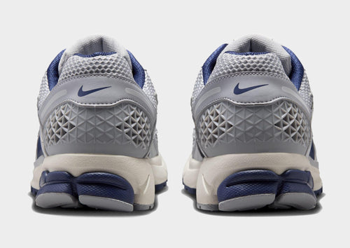 รองเท้าผู้ชาย Zoom Vomero 5