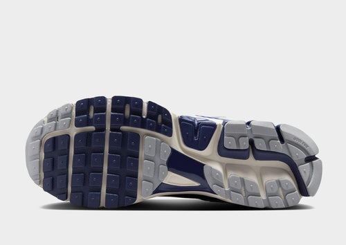 รองเท้าผู้ชาย Zoom Vomero 5