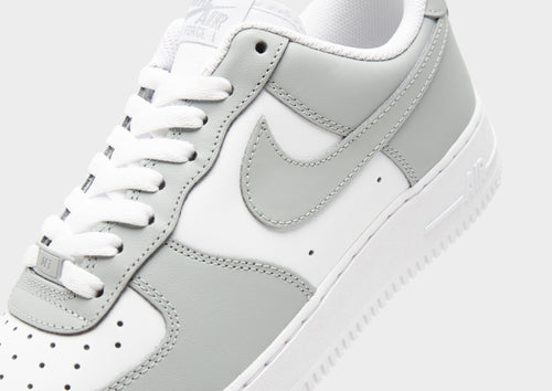 รองเท้าผู้ชาย Air Force 1 '07