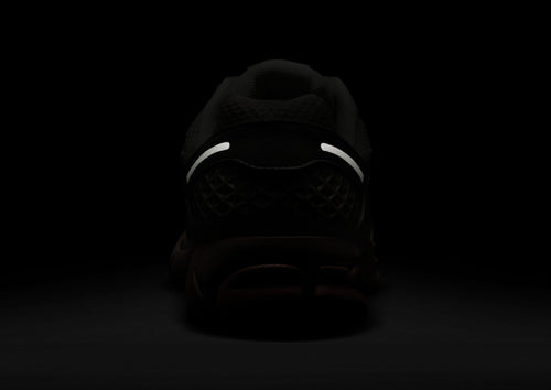 รองเท้าผู้หญิง Zoom Vomero 5