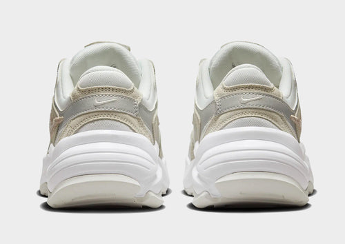 รองเท้าผู้หญิง AL8