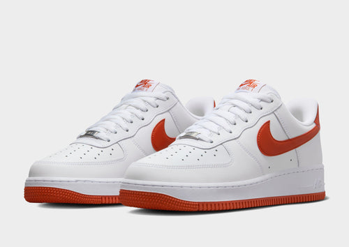 รองเท้าผู้ชาย Air Force 1 '07