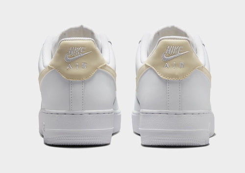 รองเท้าผู้ชาย Air Force 1 '07