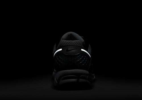 รองเท้าผู้ชาย Zoom Vomero 5