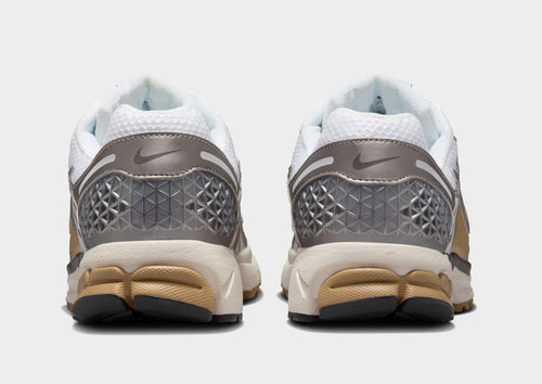 รองเท้าผู้ชาย Zoom Vomero 5