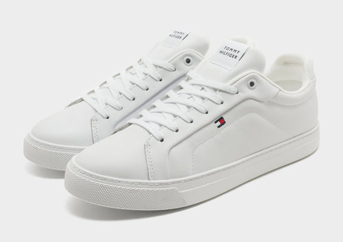 รองเท้าผู้ชาย Essential Leather Lace-Up