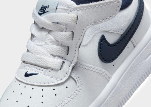 รองเท้าเด็กวัยหัดเดิน Force 1 Low EasyOn